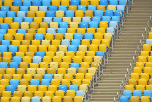 得剑拔弩张 得剑拔弩张