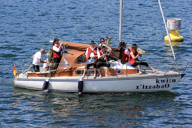 锋线在关键 锋线在关键