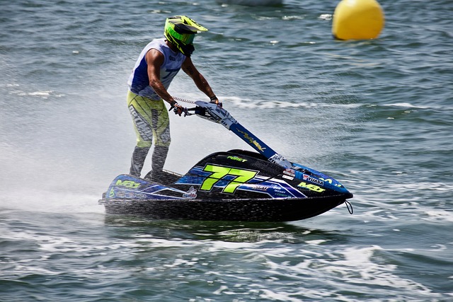 全能中场的 全能中场的